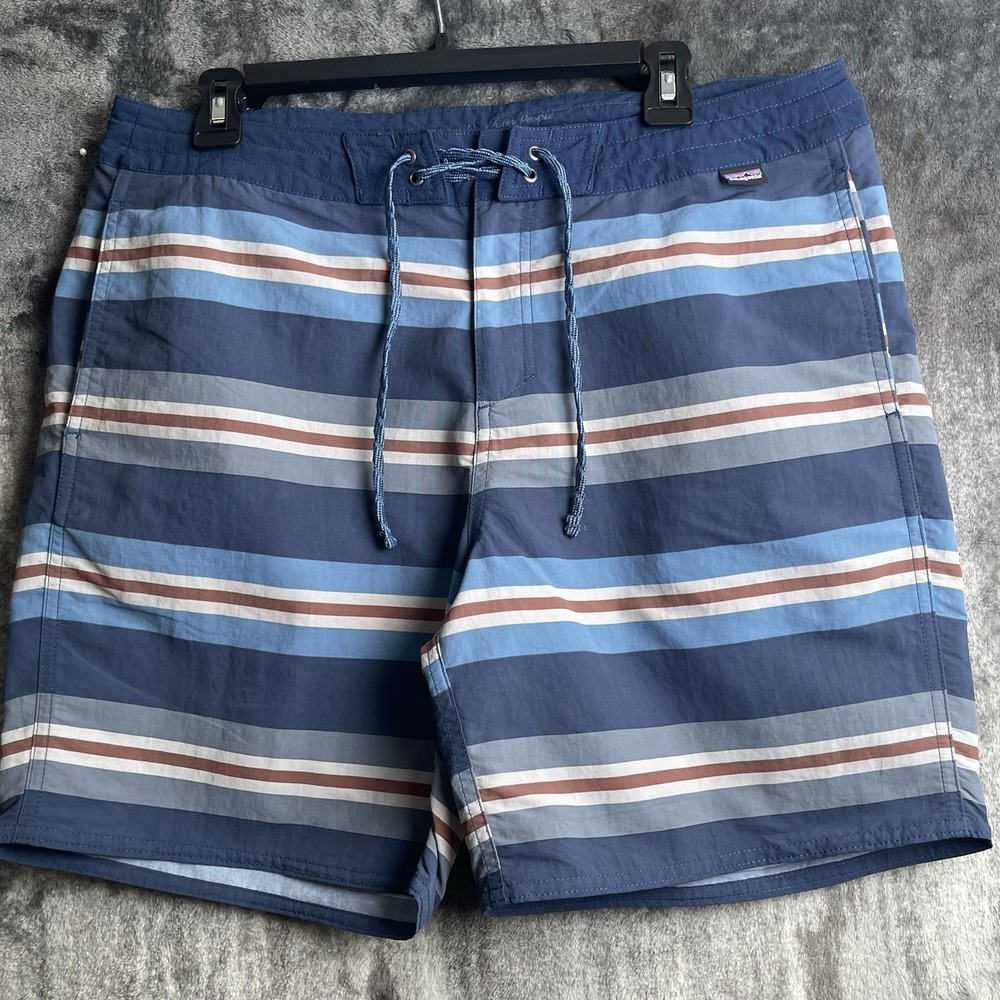 Patagonia Wavefarer Men's Boardshorts, Size 34 Nylon Striped 5-inch Ins